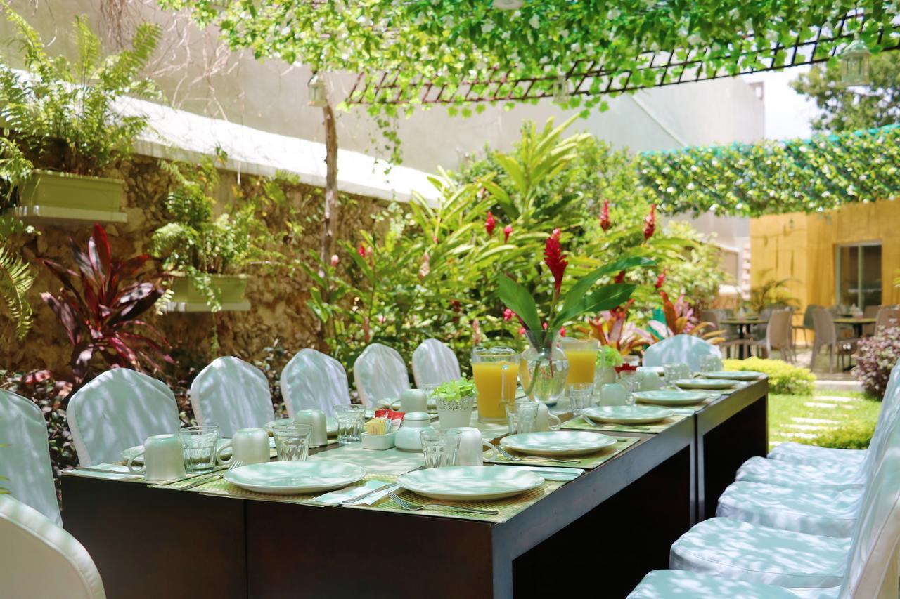 Hotel Zar Merida Exterior photo