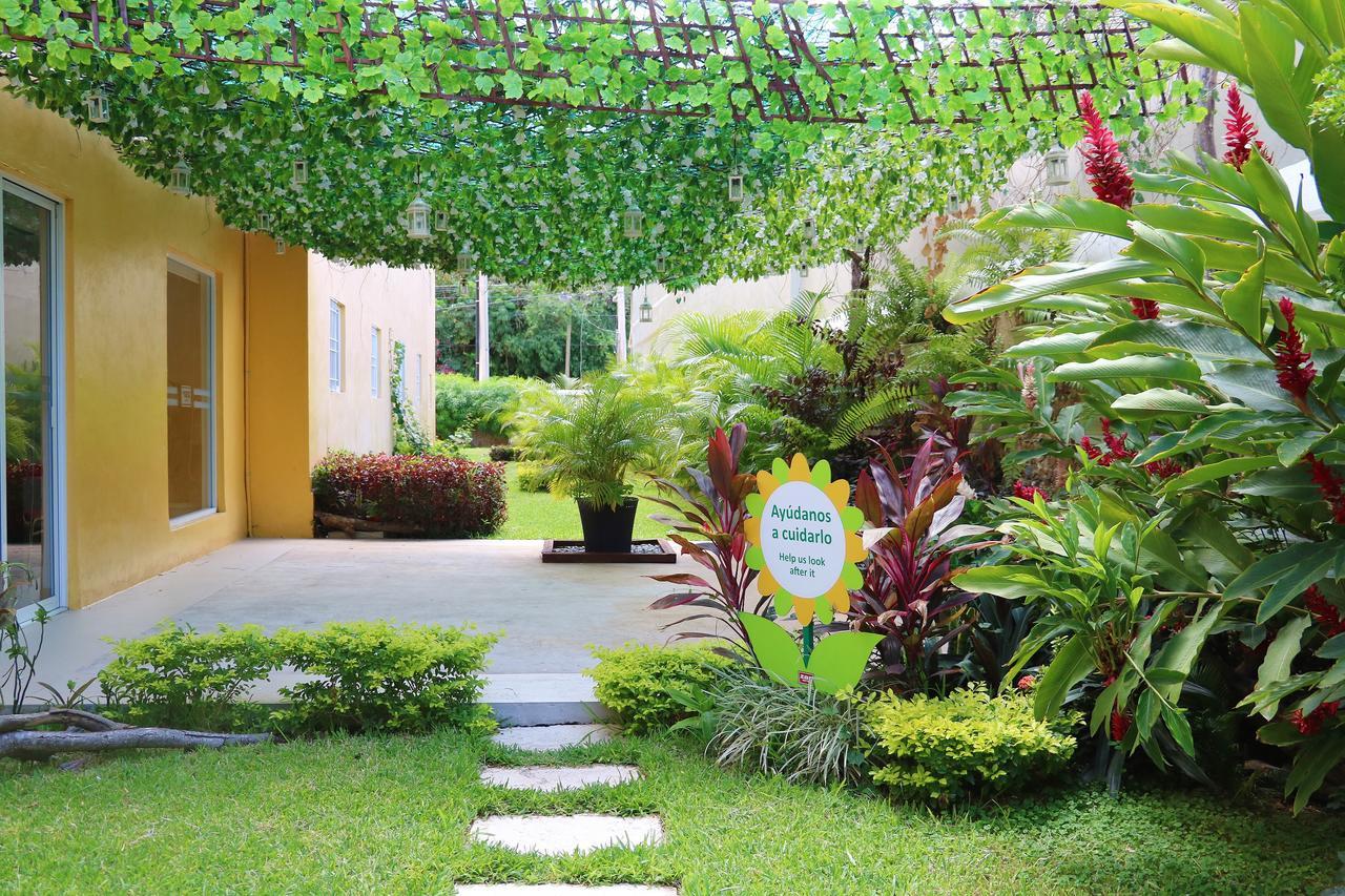 Hotel Zar Merida Exterior photo